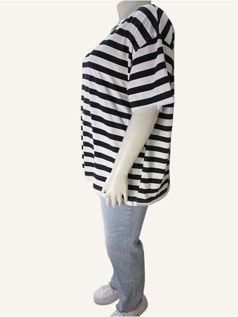 Ampersand Avenue Boyfriend Tshirt XL Black White Striped Oversized NWT - Picture 4 of 11